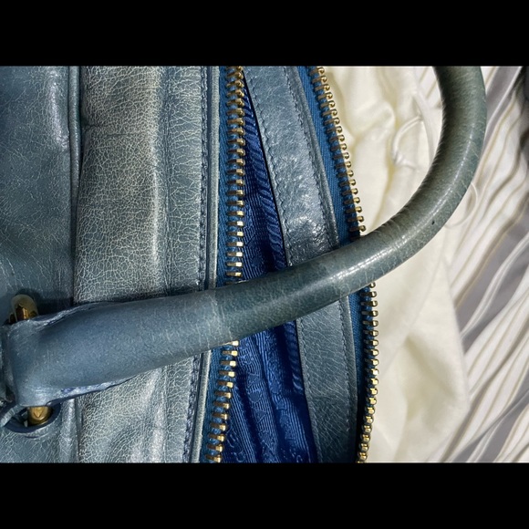 Prada travel bag / shoulder bag .. 100% authentic - Picture 7 of 15